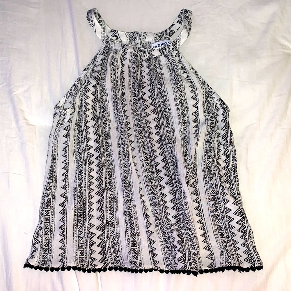 Old Navy Kids White and Black Zig Zag Design Tank Top